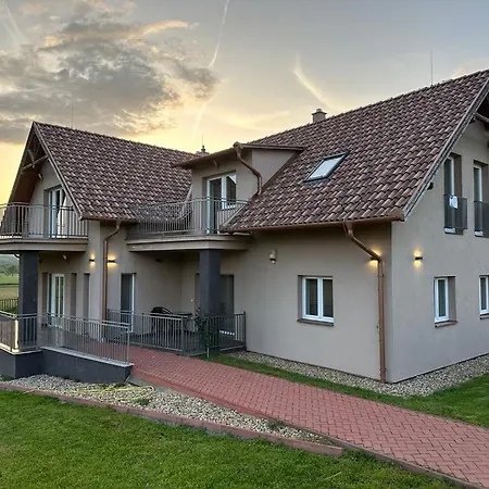 Kehida Relax Apartmanhaz Kehidakustány Exterior foto