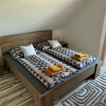 Kehida Relax Apartmanhaz Kehidakustány Exterior foto