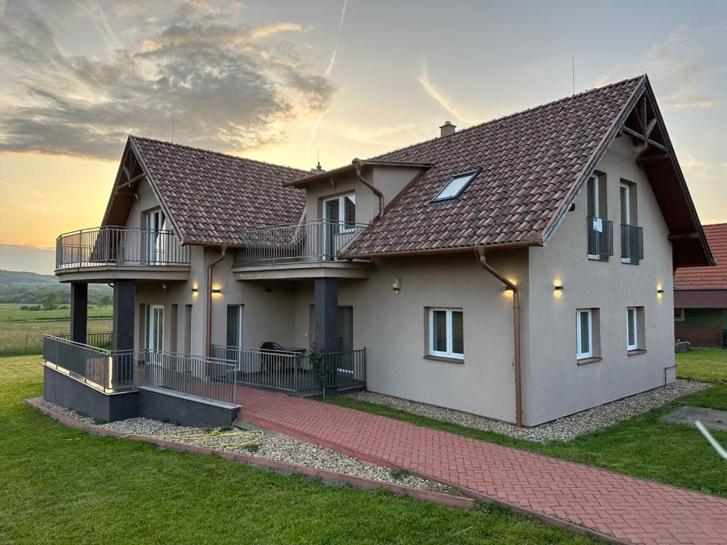 Kehida Relax Apartmanhaz